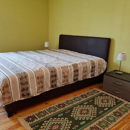 Anna Bella Apartman Gyula Exterior foto
